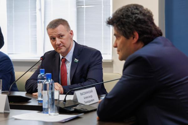 Крупные промышленники Урала выдвинули кандидатов в депутаты и создали площадку для диалога - Фото 2