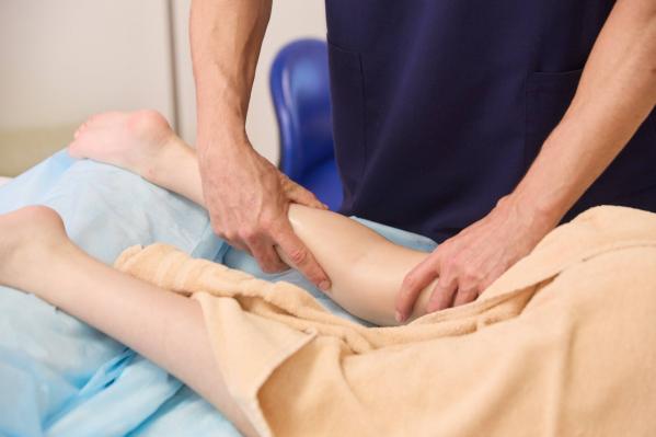 Фонд святой Екатерины оплатил реабилитацинный курс мальчику, который уже почти восемь лет учится ходить - Фото 3