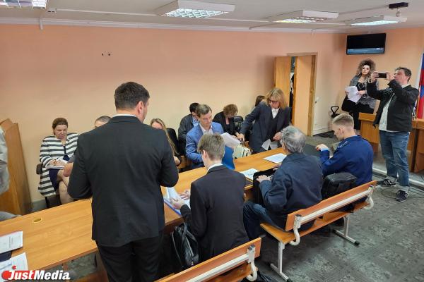 Мэрию Дегтярска привлекли к суду о национализации имущества экс-замминистра Сергея Гайды - Фото 3