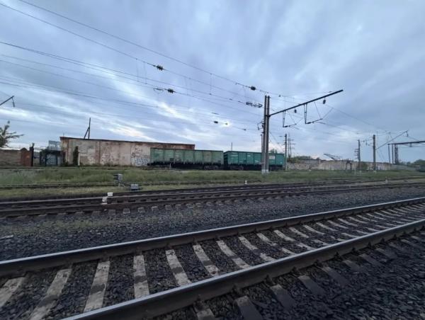 В Оренбурге два вагона с металлом сошли с рельсов - Фото 2
