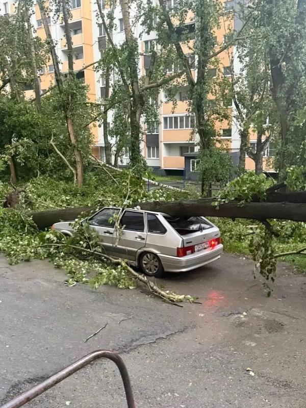 Мощный торнадо оставил без крыши над головой жителей почти 90 домов Кушвы - Фото 5
