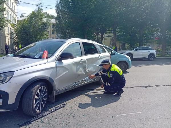 Пьяный водитель мотоцикла устроил ДТП в центре Серова - Фото 2