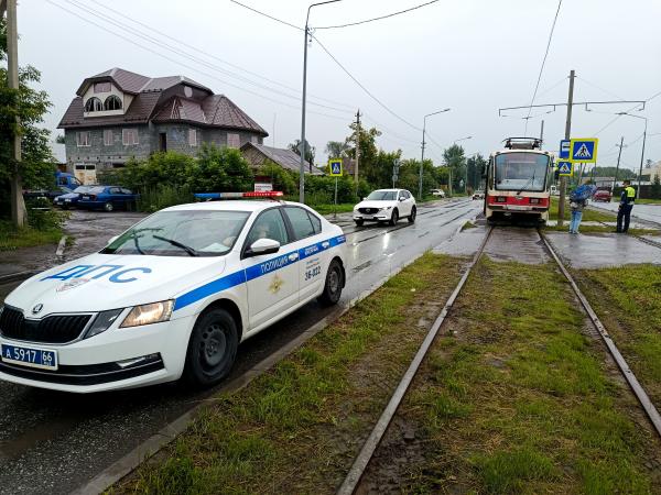 Трамвай сбил женщину-пешехода в Нижнем Тагиле - Фото 2