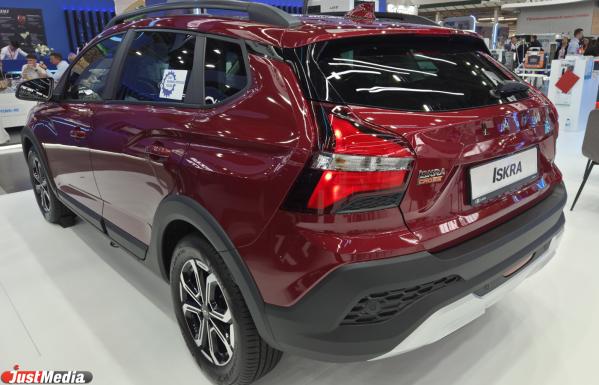 Российский спорткар, Lada Azimut и другие главные автоновинки ИННОПРОМА 2026 - Фото 6