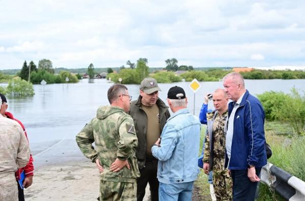 В Ирбитском МО под руководством Дениса Паслера продолжается ликвидация последствий паводка - Фото 3