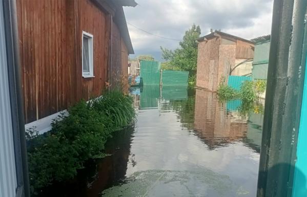 «Люди помогают друг другу»: как ирбитчане переживают паводок - Фото 3