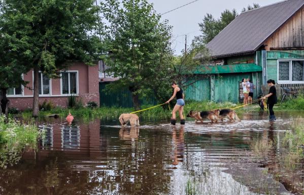 «Люди помогают друг другу»: как ирбитчане переживают паводок - Фото 7