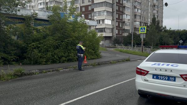 Инспекторы задержали пьяного водителя «Дэу», который сбил пешехода на тротуаре в Первоуральске - Фото 2