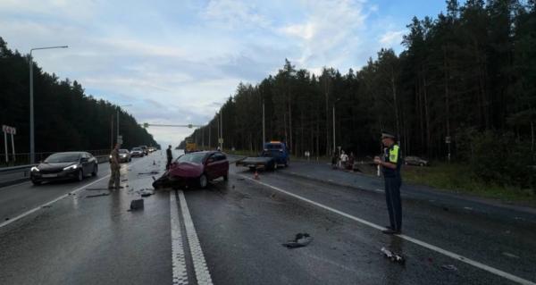 Жесткое массовое ДТП с автобусом произошло в Свердловской области - Фото 3