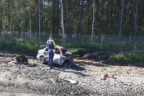 Пять человек погибли в ДТП на Тюменском тракте, четверо из них сгорели заживо - Фото 2