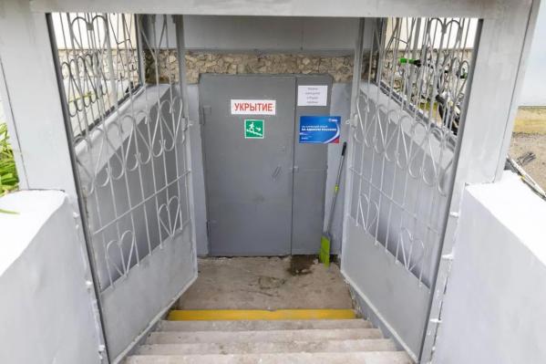 Депутаты помогли обустроить бомбоубежище в многоквартирном доме в Екатеринбурге - Фото 6