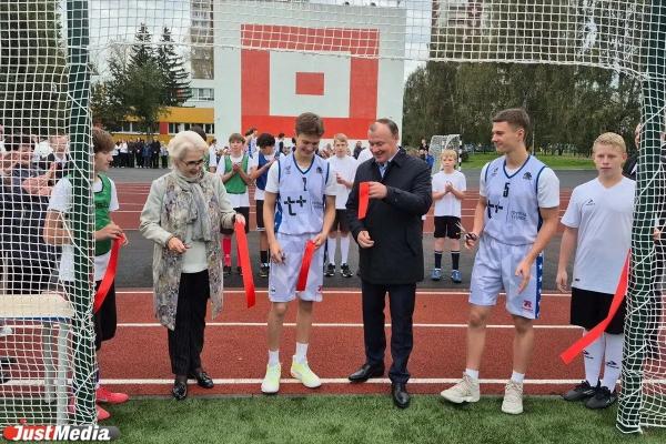 Алексей Орлов открыл спортивный комплекс школы № 140 в Юго-Западном районе - Фото 4