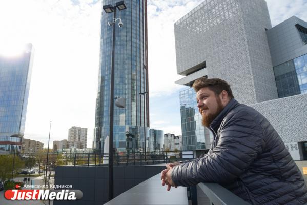 Шеф-повар Андрей Бова: «Люблю раннюю осень: свежо, ветерок, бодрит!» В Екатеринбурге +7 градусов. ФОТО, ВИДЕО - Фото 4