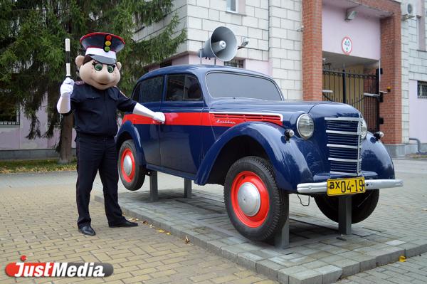 Петя Светофоров: «Главное, чтобы плохая погода не мешала дорожному движению и не создавала аварийных ситуаций». В Екатеринбурге +6 градусов. ФОТО - Фото 2