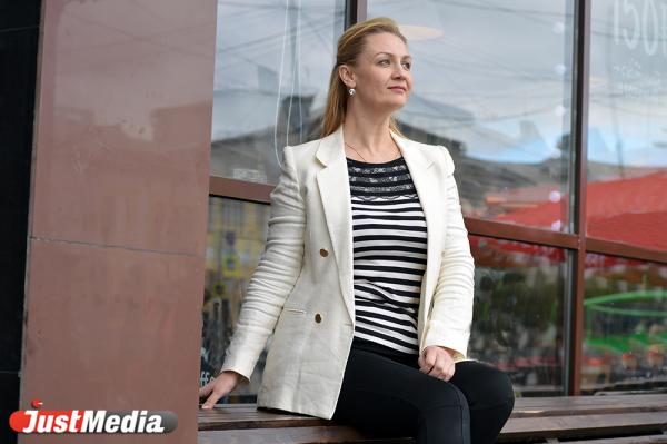 Журналист Ольга Морозова: «Люблю уральскую осень, всем добра и тепла!» В Екатеринбурге +19 - Фото 2