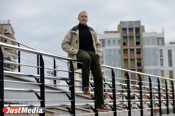 Журналист Роман Сумин: «Люблю осень за то, что лес остыл и листья сбросил». В Екатеринбурге +20 - Фото 5