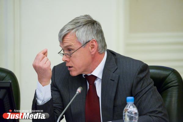 «Не тратьте время на отчеты». Цуканов попытался оживить встречи Совета политических партий  - Фото 6