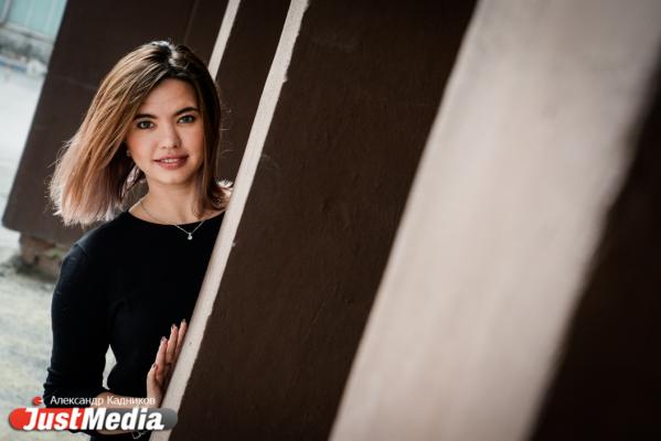 Журналист Екатерина Журавлева: «Если честно, осень не очень люблю. Мне по душе лето». В Екатеринбурге +17 - Фото 9